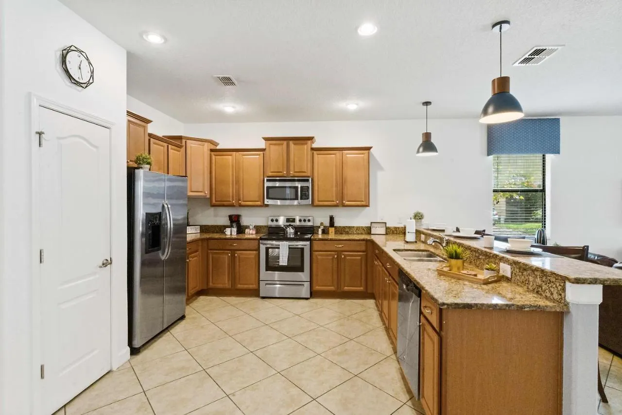 Giant Villa Wprivate Pool&Spa, Game Room, & More Davenport Holiday home