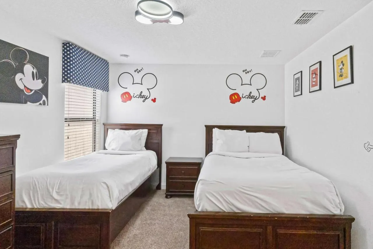 Giant Villa Wprivate Pool&Spa, Game Room, & More Davenport United States