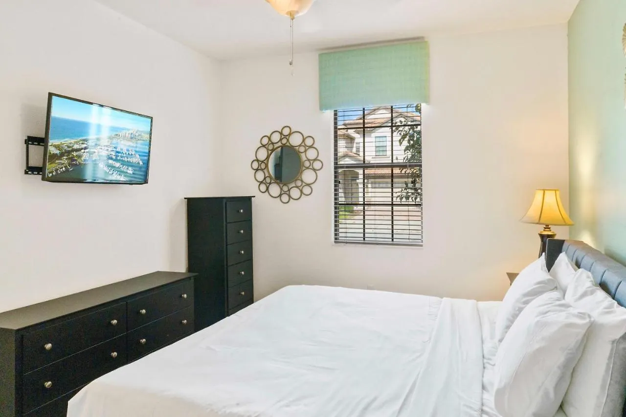 Giant Villa Wprivate Pool&Spa, Game Room, & More Davenport