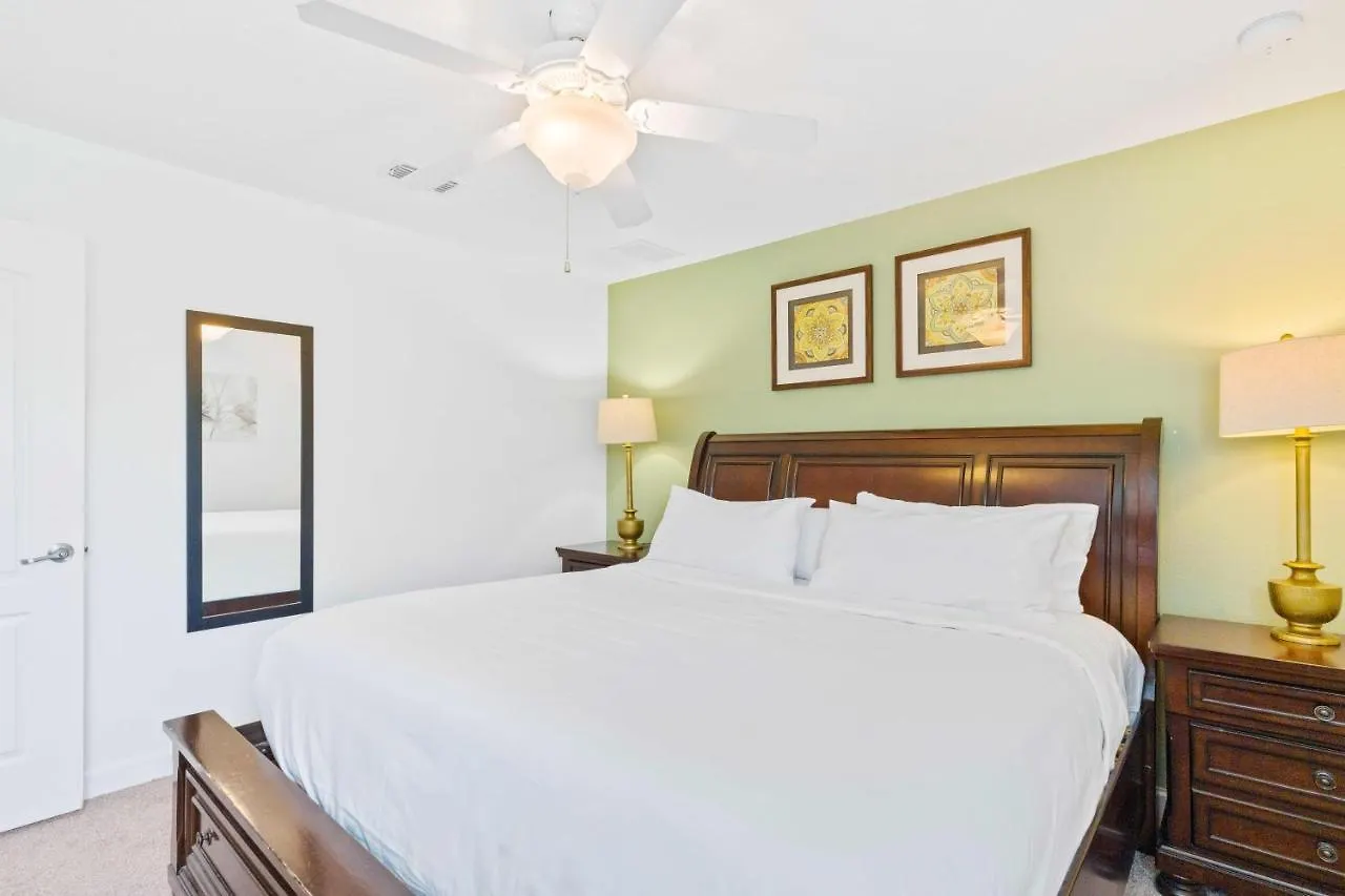 Giant Villa Wprivate Pool&Spa, Game Room, & More Davenport Holiday home
