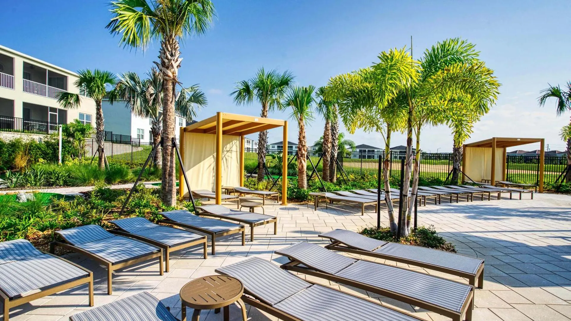 Holiday home Giant Villa Wprivate Pool&Spa, Game Room, & More Davenport United States