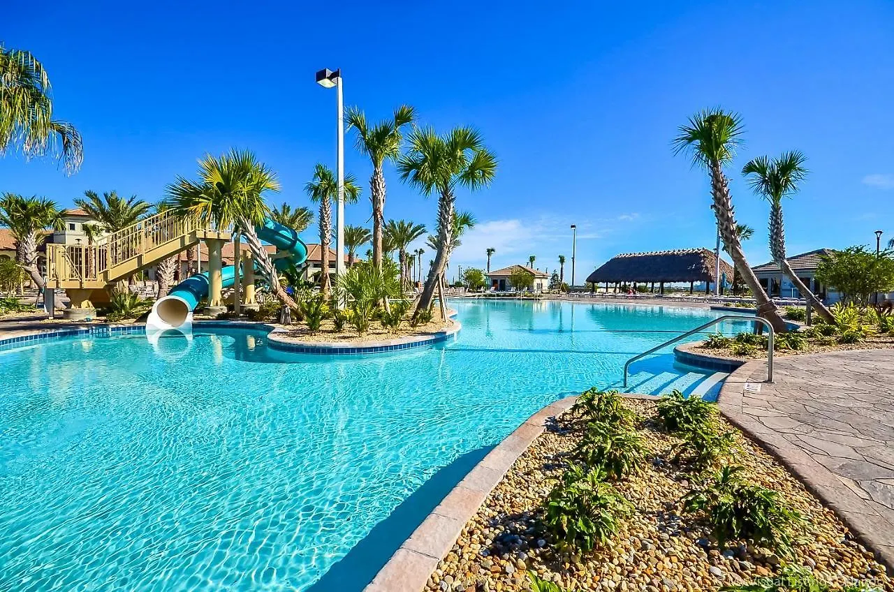 Giant Villa Wprivate Pool&Spa, Game Room, & More Davenport 0*,  Estados Unidos da América