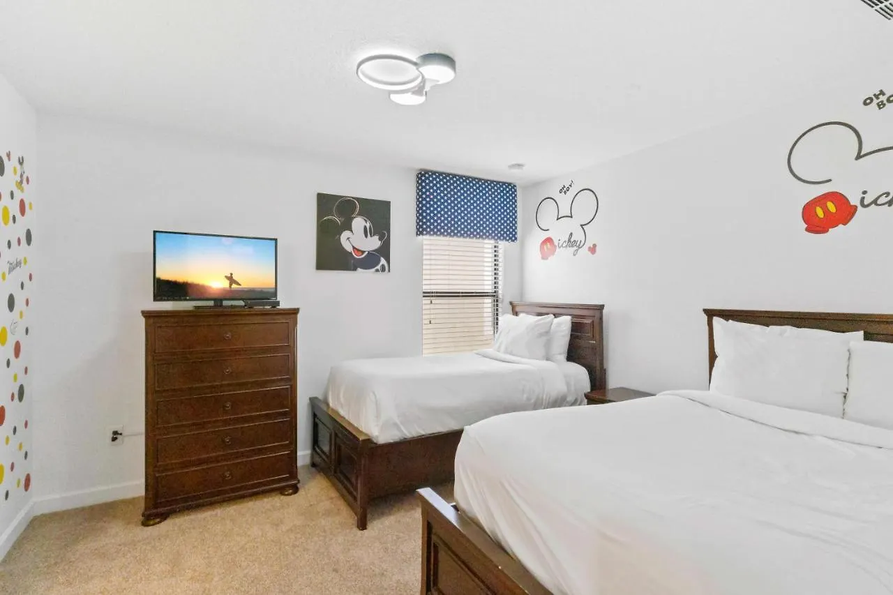 Giant Villa Wprivate Pool&Spa, Game Room, & More Davenport 0*,