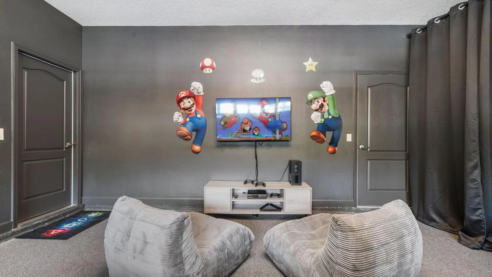 Giant Villa Wprivate Pool&Spa, Game Room, & More Davenport 0*,